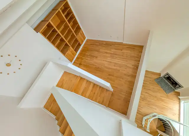 Property at 14 Reef St #3, Marina del Rey, CA, 90292, 1 bed, 2 baths, [object Object]