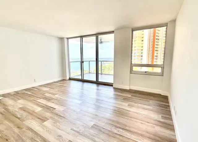 Property at 1541 Brickell Ave Unit C907, Miami, FL, 33129, 1 bed, 1.5 baths, [object Object]