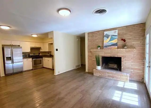Property at 7406 Walling Ln, Dallas, TX, 75231, 2 beds, 2 baths, [object Object]