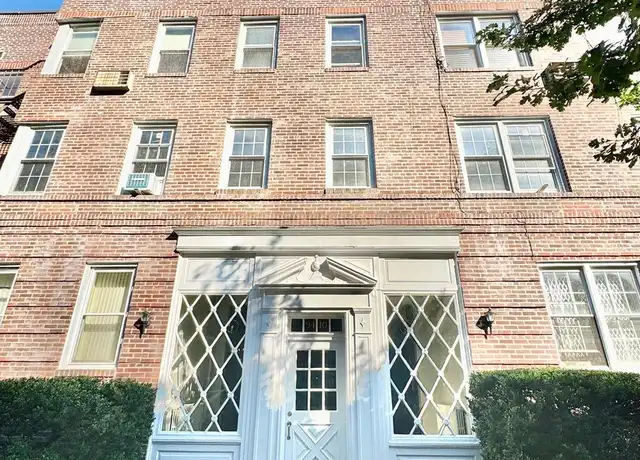 Property at 9410 64th Rd Unit B4, Rego Park, NY, 11374, 1 bed, 1 bath, [object Object]