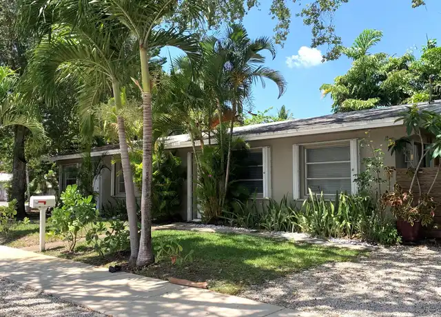 Property at 801 SW 10th St Unit 2, Fort Lauderdale, FL, 33315, 2 beds, 2 baths, [object Object]