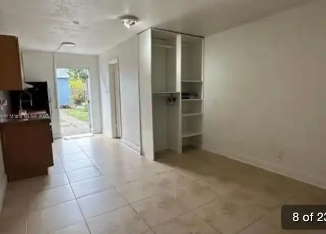 Property at 48 SW 11th St Unit A, Dania Beach, FL, 33004, 1 bed, 1 bath, [object Object]