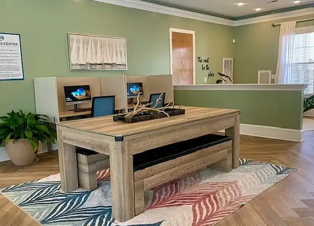 Property at Charleston Place Apartments - 400 Charleston Ln, Jacksonville, NC, 28546, 1-3 bed, 1-2 bath, [object Object]