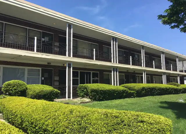Property at 1001 N Harlem Ave Unit B, Oak Park, IL, 60302, 1 bed, 1 bath, [object Object]