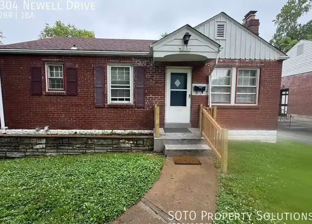 Property at 304 Newell Dr, Saint Louis, MO, 63135, 2 beds, 1 bath, [object Object]
