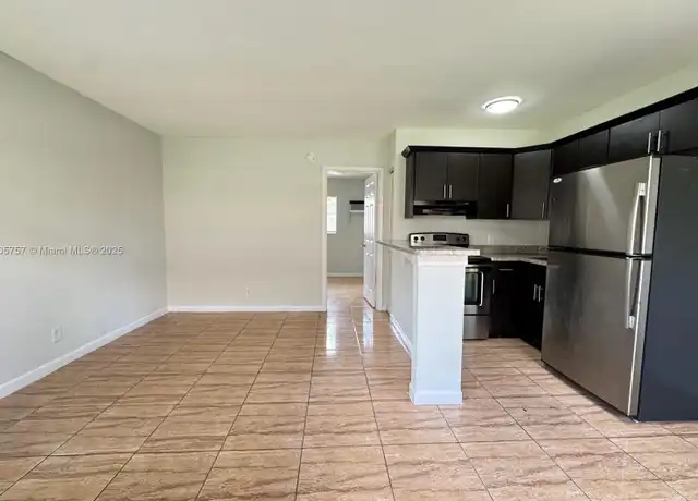 Property at 101 NE 41st St Unit G111, Oakland Park, FL, 33334, 1 bed, 1 bath, [object Object]