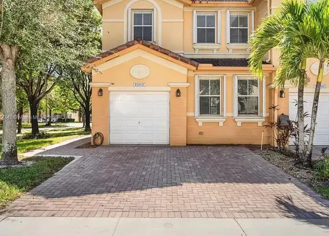 Property at 10902 NW 79th St #10902, Miami, FL, 33178, 3 beds, 2.5 baths, [object Object]