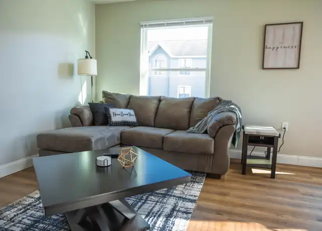 Property at 274 McCullough St Unit C6, Morgantown, WV, 26505, 2 beds, 1 bath, [object Object]