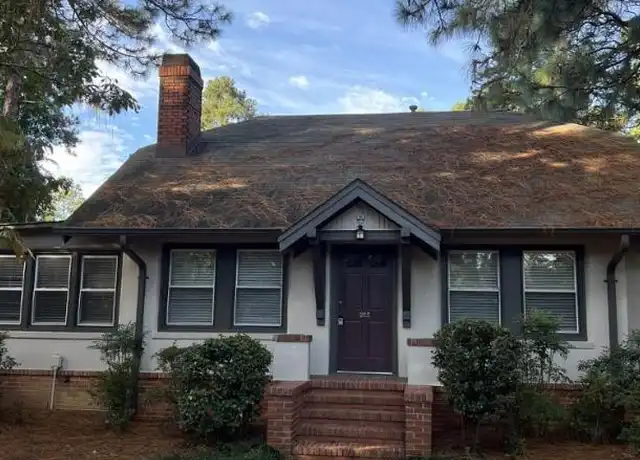 Property at 365 W Illinois Ave, Southern Pines, NC, 28387, 2 beds, 1 bath, [object Object]