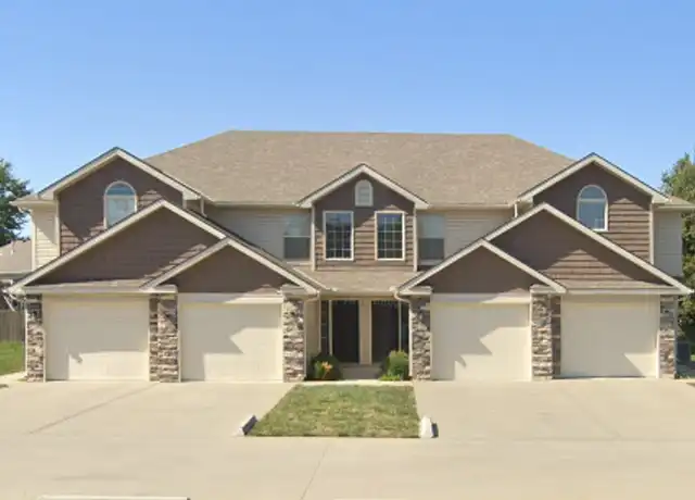 Property at 510 N Foxridge Dr, Raymore, MO, 64083, 3 beds, 2.5 baths, [object Object]