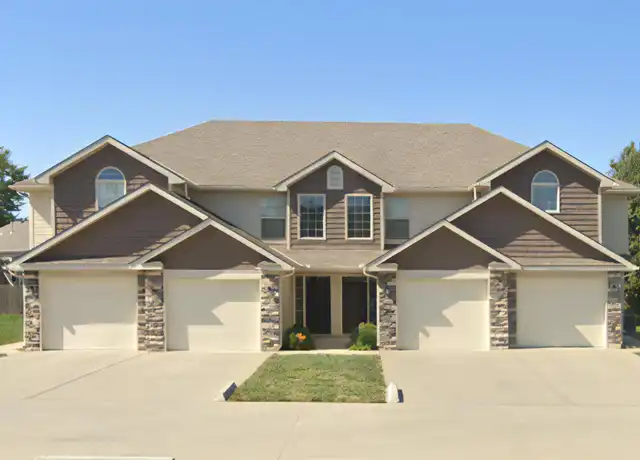 Property at 510 N Foxridge Dr, Raymore, MO, 64083, 3 beds, 2.5 baths, [object Object]