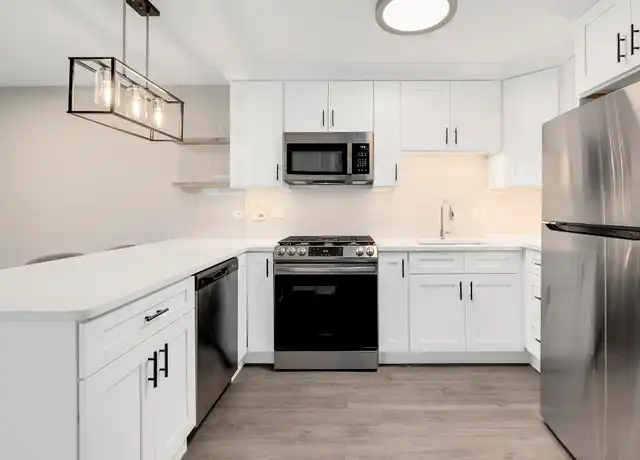 Property at Modern, Tranquil, High-End Apartment in Downtown Downers Grove - 5121 Mackie Pl, Downers Grove, IL, 60515, 1 bed, 1 bath, [object Object]