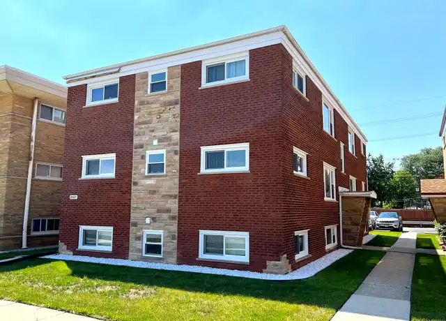 Property at 8507 Cermak Rd Apt 1S, North Riverside, IL, 60546, 2 beds, 1 bath, [object Object]