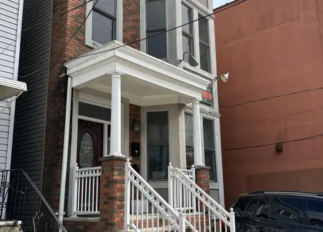 Property at 3426 John F. Kennedy Blvd Unit 2, Jersey City, NJ, 07307, 3 beds, 1 bath, [object Object]
