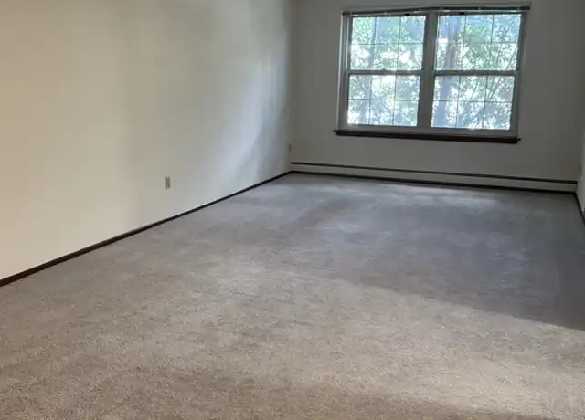 Property at 4333 N Oakland Ave Unit 116, Shorewood, WI, 53211, 2 beds, 1.5 baths, [object Object]