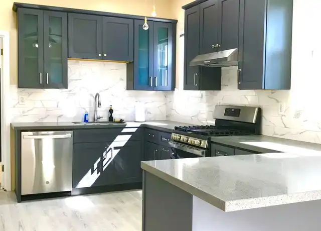 Property at 1216 10th St, Oakland, CA, 94607, 3 beds, 2 baths, [object Object]