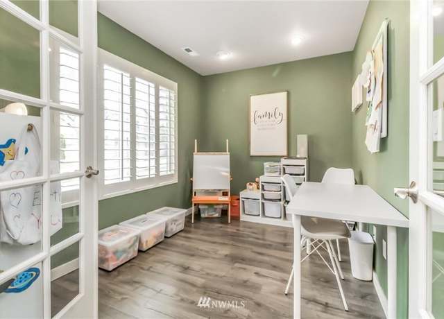 Photo of 6511 Douglas Ave SE, Snoqualmie, WA 98065