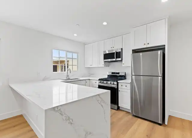 Property at 4264 42nd St Unit 5, San Diego, CA, 92105, 1 bed, 1 bath, [object Object]