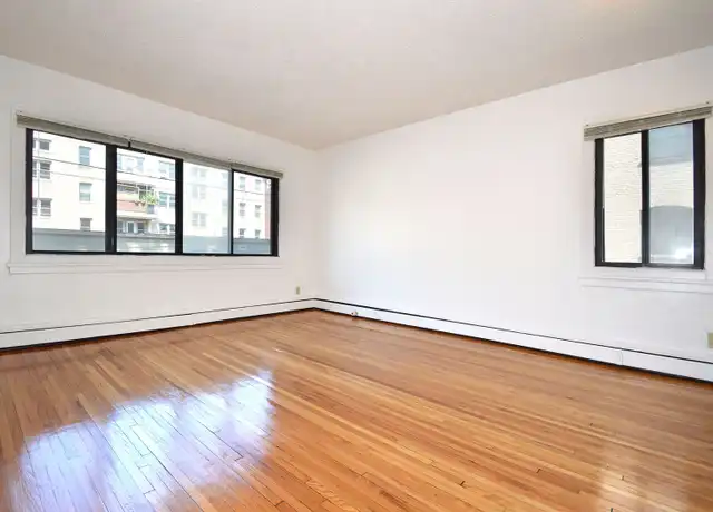Property at 128 E 18th St Unit 1 05, Minneapolis, MN, 55403, 1 bed, 1 bath, [object Object]