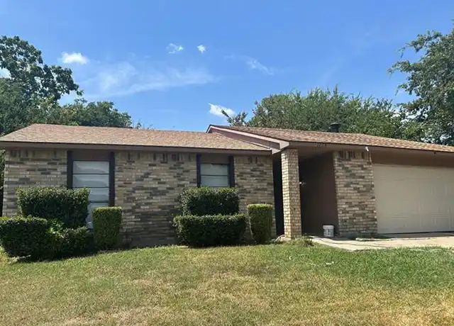 Property at 1605 Pilot Way, Garland, TX, 75040, 3 beds, 2 baths, [object Object]