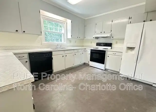 Property at 9211 Robert Frost Ln, Charlotte, NC, 28213, 4 beds, 2.5 baths, [object Object]