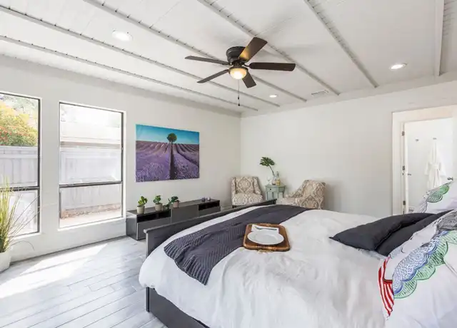 Property at 2901 Royal Palm Cir, McAllen, TX, 78501, 4 beds, 2.5 baths, [object Object]