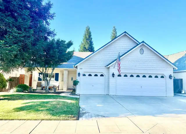 Property at 2629 E Goshen Ave, Fresno, CA, 93720, 3 beds, 2 baths, [object Object]