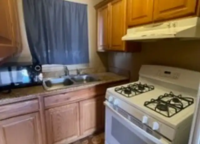 Property at 640 Buckeye St Unit 5, Redwood City, CA, 94063, 0 beds, 1 bath, [object Object]