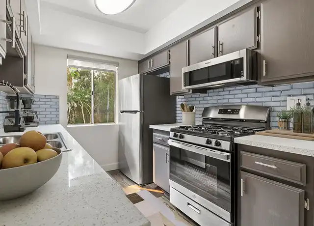 Property at Sherman Oaks Gardens - 5425 Sepulveda Blvd, Sherman Oaks, CA, 91411, 2 beds, 2 baths, [object Object]