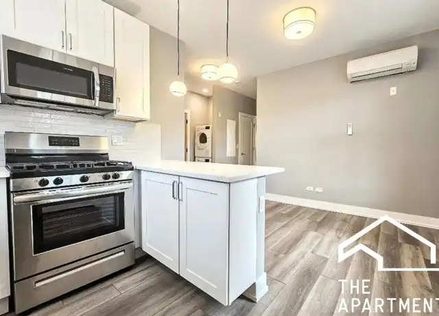 Property at 3937 N Janssen Ave, Chicago, IL, 60613, 2 beds, 2 baths, [object Object]