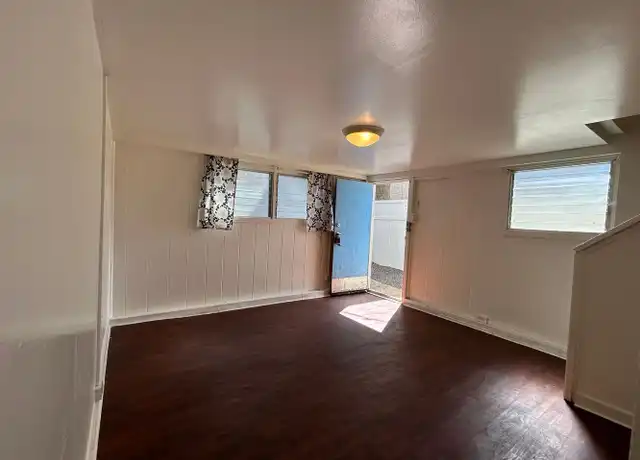 Property at 1812 Algaroba St Unit 3, Honolulu, HI, 96826, 1 bed, 1 bath, [object Object]