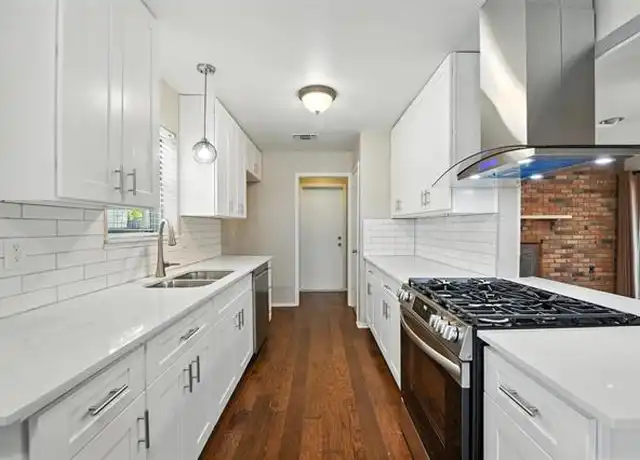 Property at 729 Kingswood Ave, Richardson, TX, 75080, 4 beds, 2 baths, [object Object]