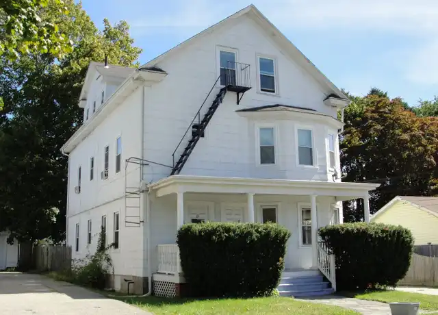 Property at 64 Homewood Ave Unit 3, North Providence, RI, 02911, 2 beds, 1 bath, [object Object]
