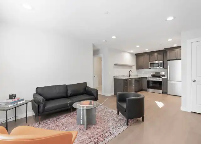 Property at 179 Butternut St Unit 1, Middletown, CT, 06457, 1 bed, 1 bath, [object Object]