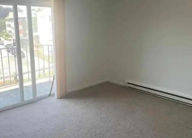 Property at 423 Grafton St Unit A, Worcester, MA, 01604, 2 beds, 1.5 baths, [object Object]