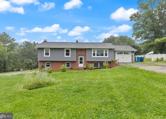 Property at 7390 Woodbine Rd, Woodbine, MD, 21797, 3 beds, 2 baths, [object Object]
