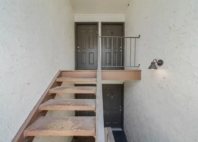 Property at 3926 Warwick Blvd, Kansas City, MO, 64111, 2 beds, 1 bath, [object Object]