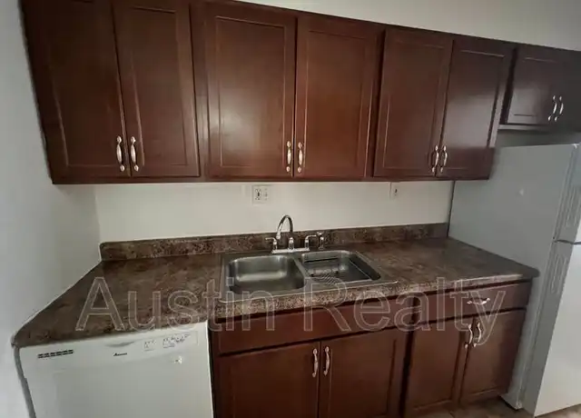 Property at 4398 McPherson Ave, Saint Louis, MO, 63108, 2 beds, 1.5 baths, [object Object]