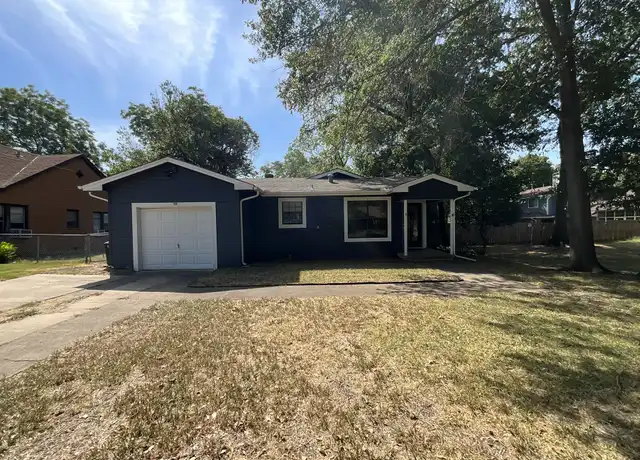 Property at 112 Walnut St, Terrell, TX, 75160, 3 beds, 2 baths, [object Object]