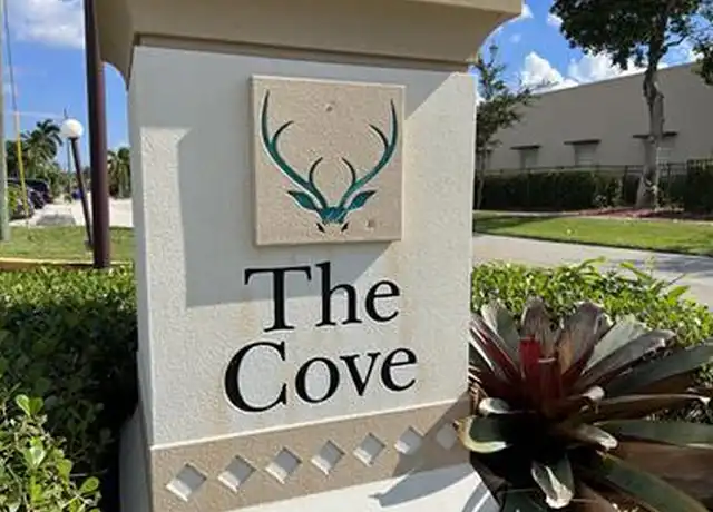 Property at 380 SE 12th Ave, Deerfield Beach, FL, 33441, 2 beds, 2 baths, [object Object]