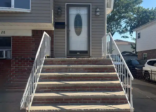 Property at 253-28 149th Rd Unit 2, Jamaica, NY, 11422, 3 beds, 1 bath, [object Object]