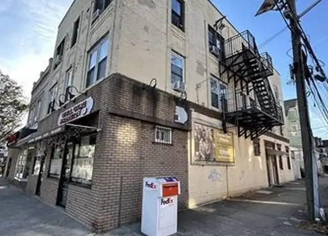 Property at 779 Broadway Unit 2F, Bayonne, NJ, 07002, 3 beds, 1 bath, [object Object]