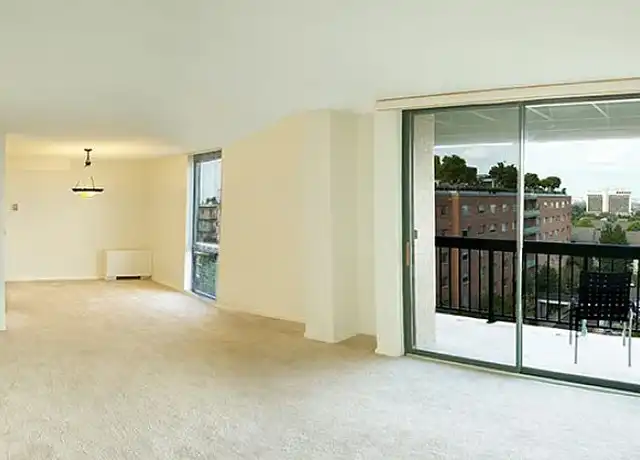 Property at 2121 Columbia Pike, Arlington, VA, 22204, 1-2 bed, 1-2 bath, [object Object]