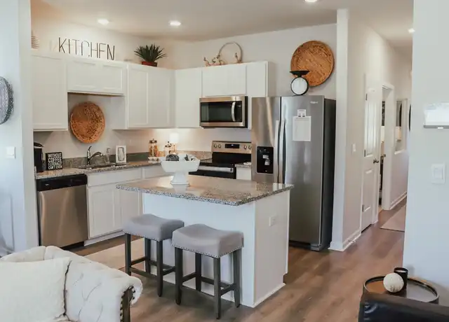 Property at 162 Cecil Rd Unit 162, Lebanon, TN, 37087, 3 beds, 2.5 baths, [object Object]