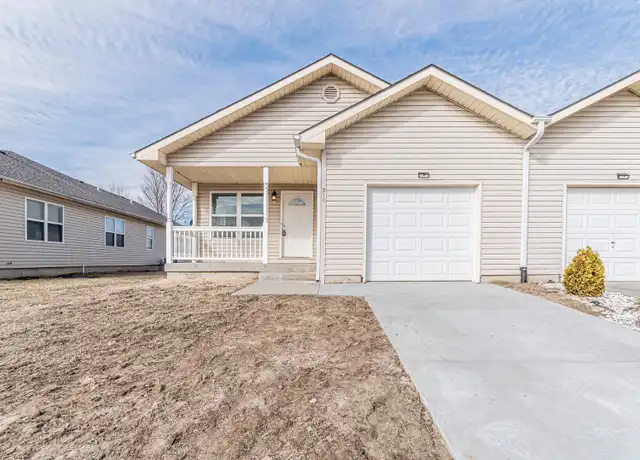 Property at 910 Whitetail Ct Unit 3, Junction City, KS, 66441, 3 beds, 2 baths, [object Object]