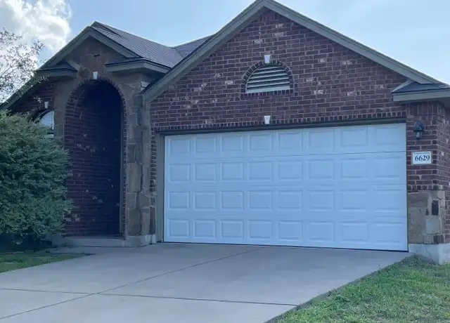 Property at 6629 Burling St, Woodway, TX, 76712, 3 beds, 2 baths, [object Object]