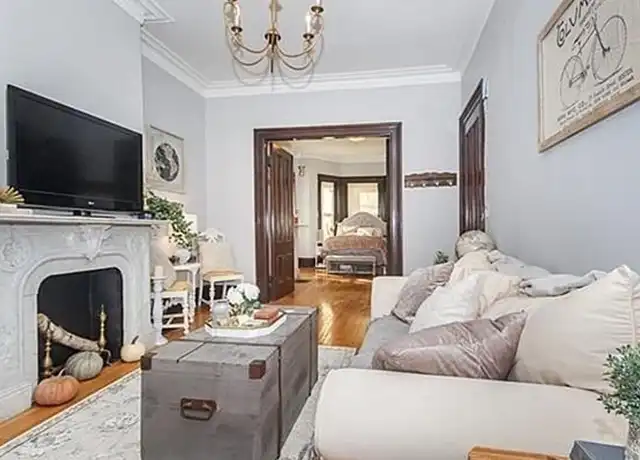 Property at 76 G St #1, Boston, MA, 02127, 2 beds, 1 bath, [object Object]