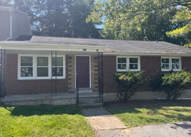 Property at 215 Freestone Dr NE, Christiansburg, VA, 24073, 3 beds, 1.5 baths, [object Object]