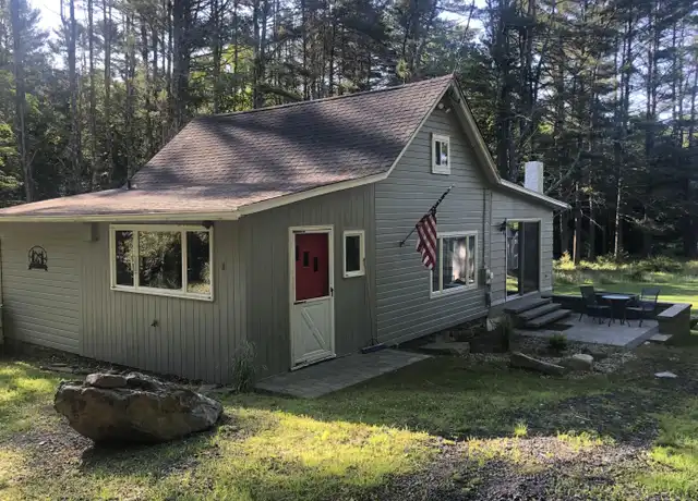 Property at 287 Parkers Glen Rd, Shohola, PA, 18458, 3 beds, 1 bath, [object Object]