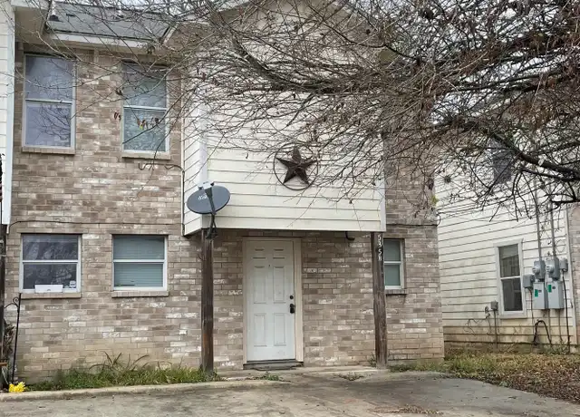 Property at 535 Dallas St Unit B, Pleasanton, TX, 78064, 3 beds, 1.5 baths, [object Object]